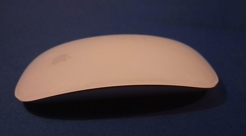 Apple Magic Mouse yandan