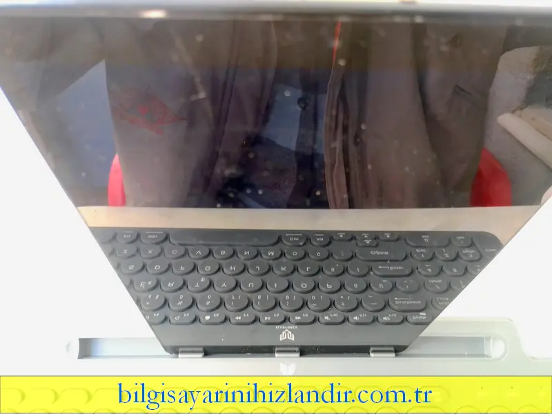 Blueforce bluetooth klavye tablet yuvasi 4