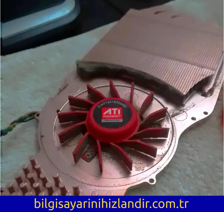 Ekran kartı bakım temizlik + termal macun yenileme 6 Ekran karti termal macun 06